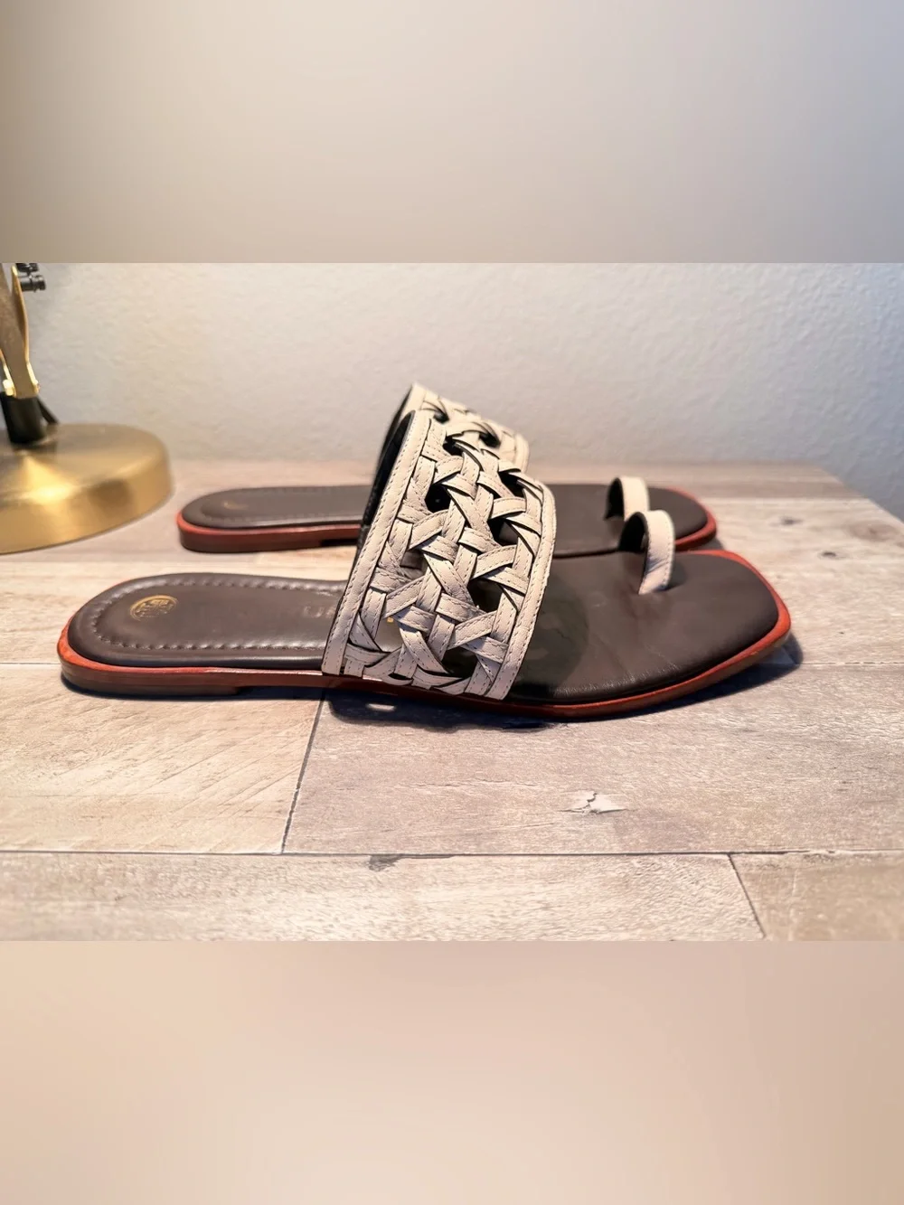 Tory Burch Basket Weave Leather Sandals | Size 8.5